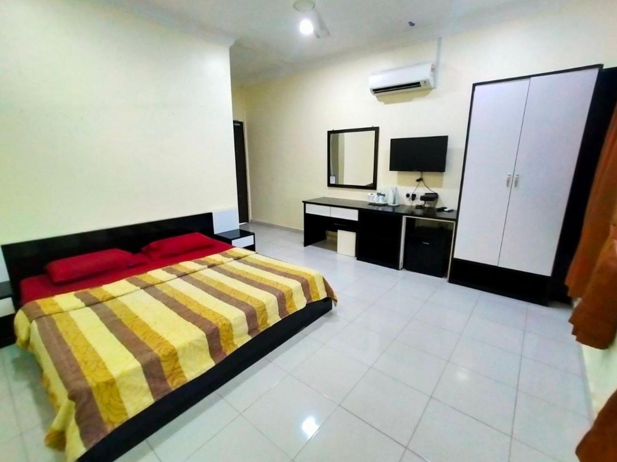 Capital O 91118 Chalet Seri Idaman Bayan Lepas Bagian luar foto