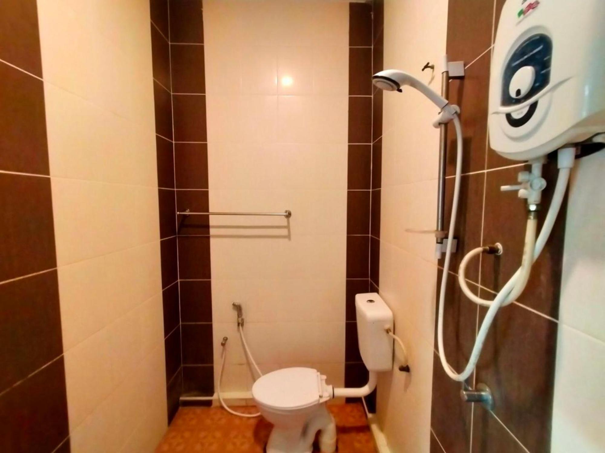 Capital O 91118 Chalet Seri Idaman Bayan Lepas Bagian luar foto